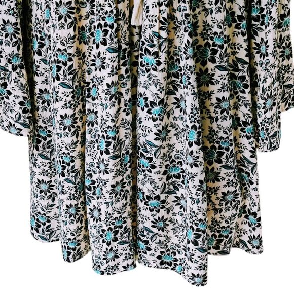 TORRID Plus Size Mini Gauze Lace-Up Floral Skater dress Size 1X - Picture 8 of 16